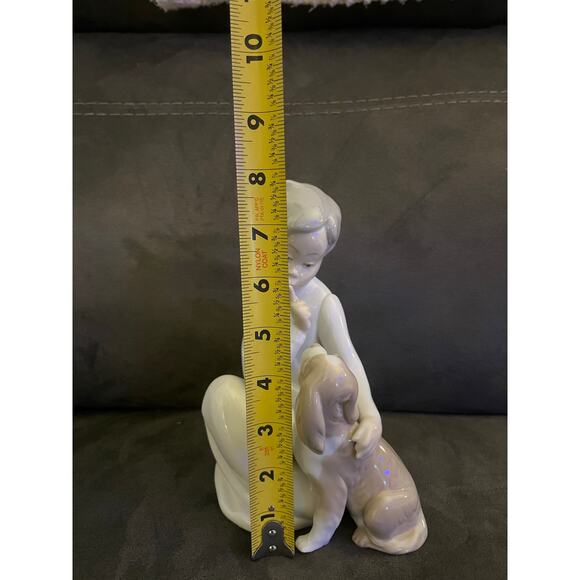 Vintage Lladro #4522-Child with Dog- Preowned. No box - Picture 2 of 5